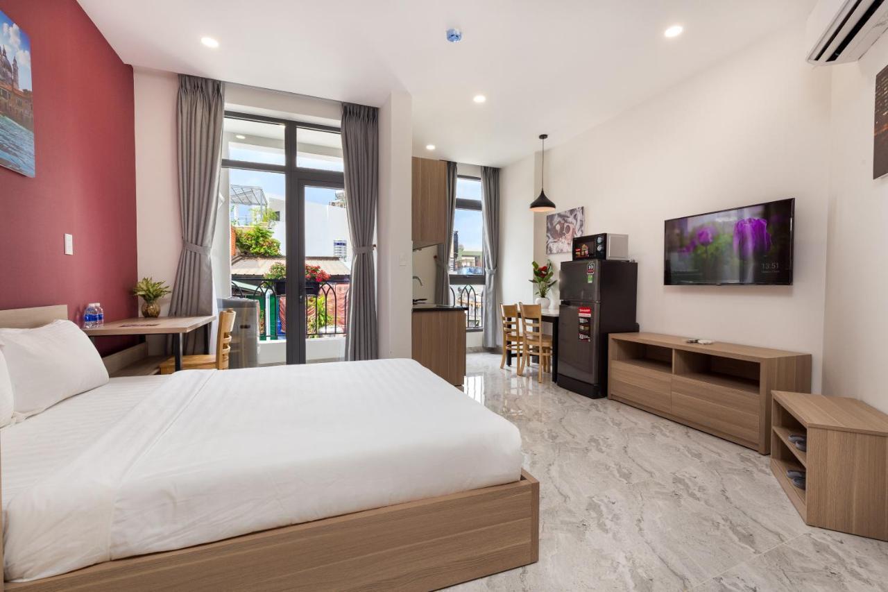 The Arrivals Tower Apartment