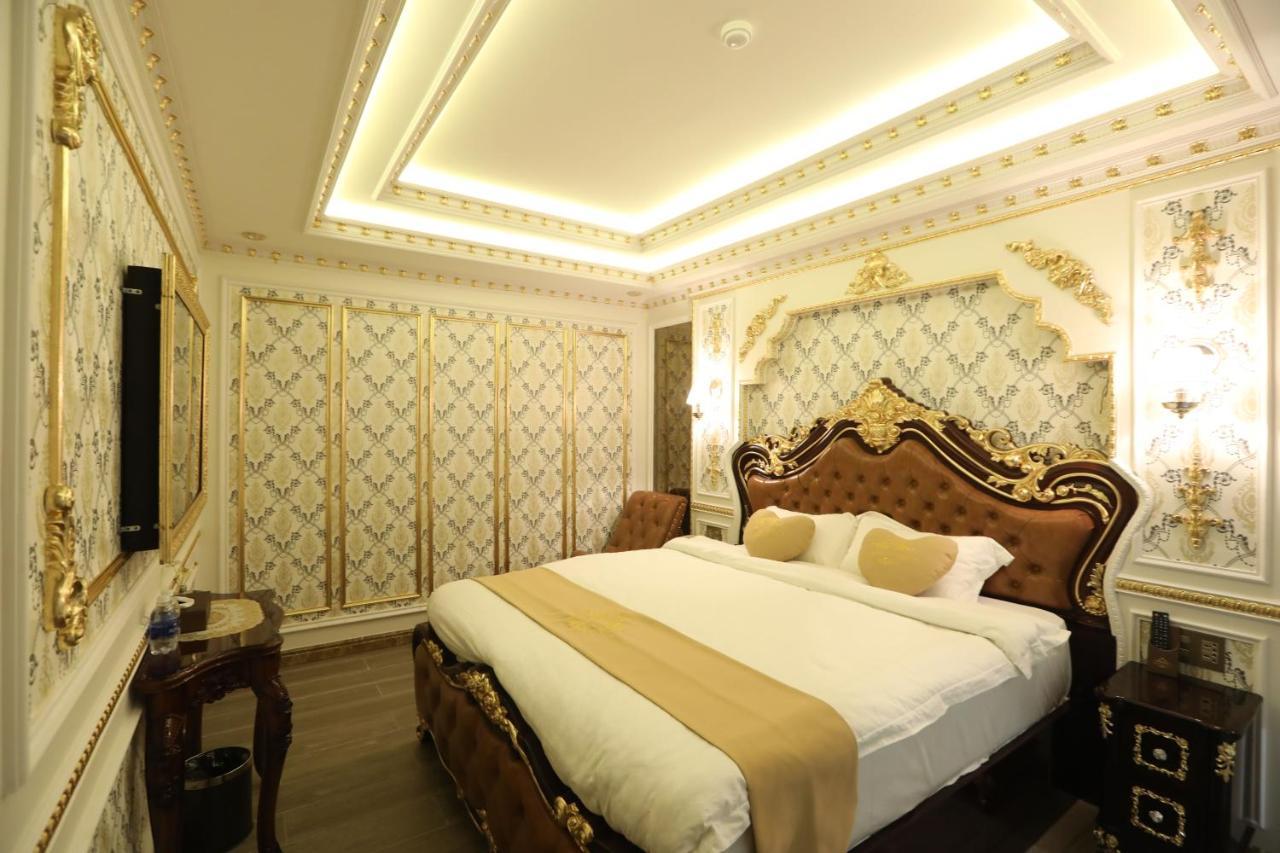 Love hotel Rosa Ho Chi Minh City