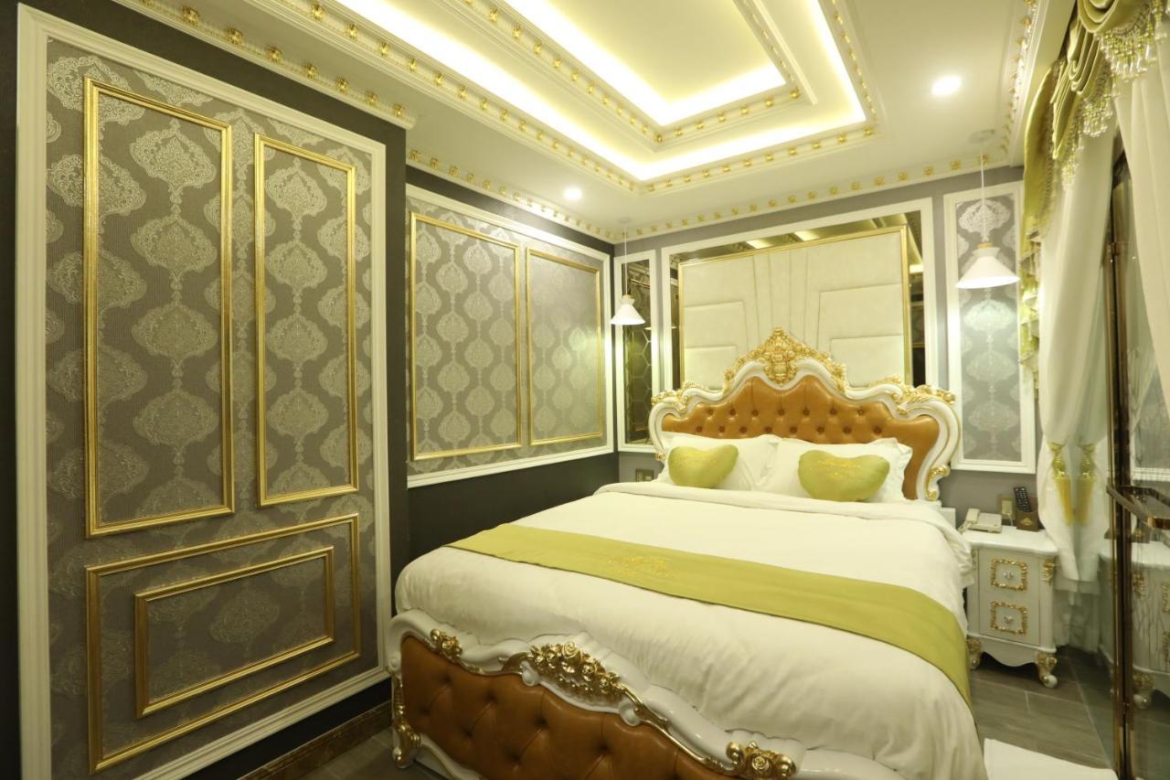 Love hotel Rosa Ho Chi Minh City