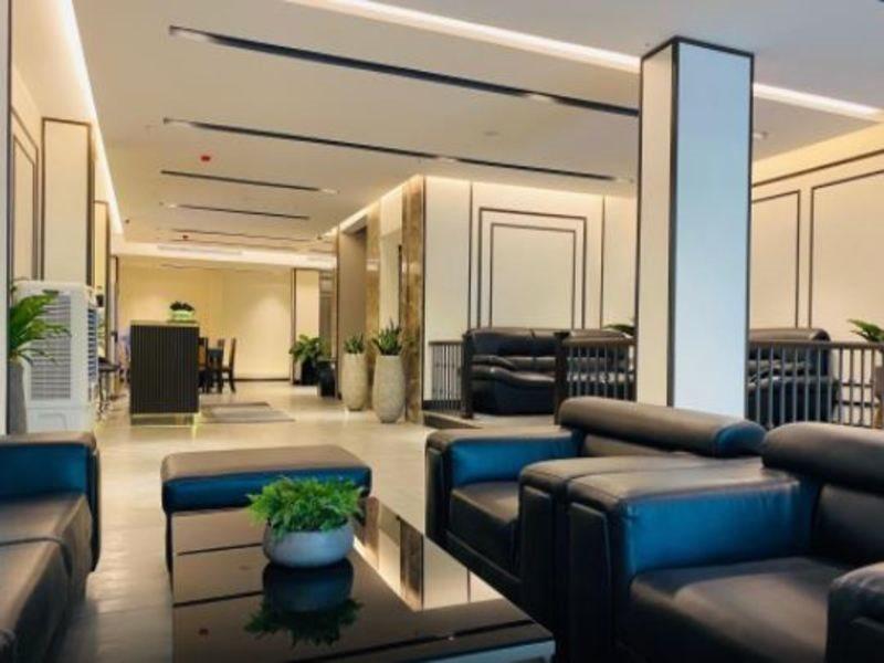 Park Saigon Hotel