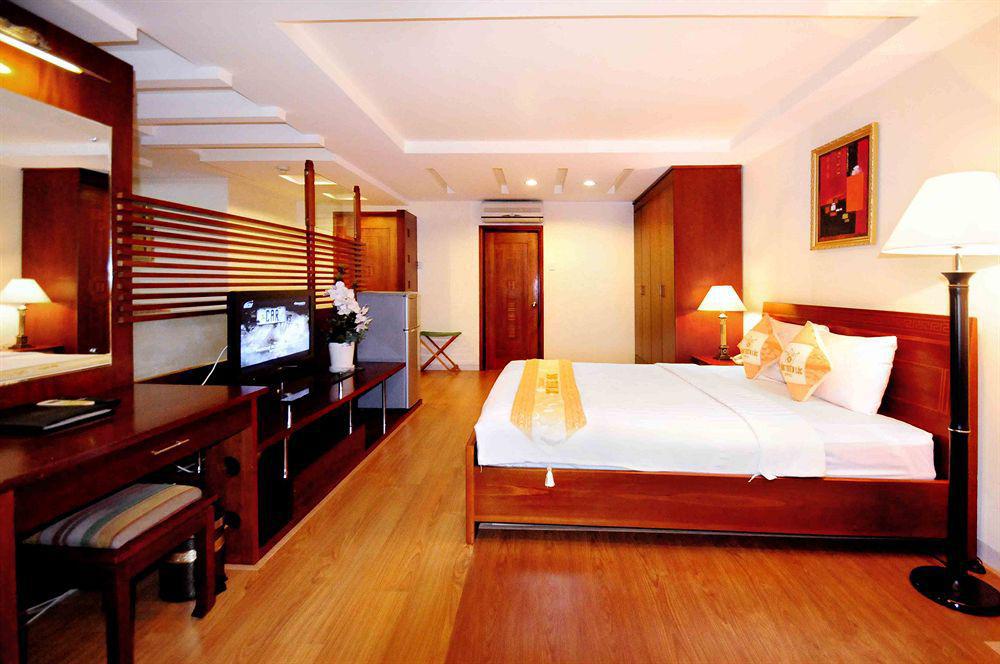 Hotel Blessing 1 Saigon