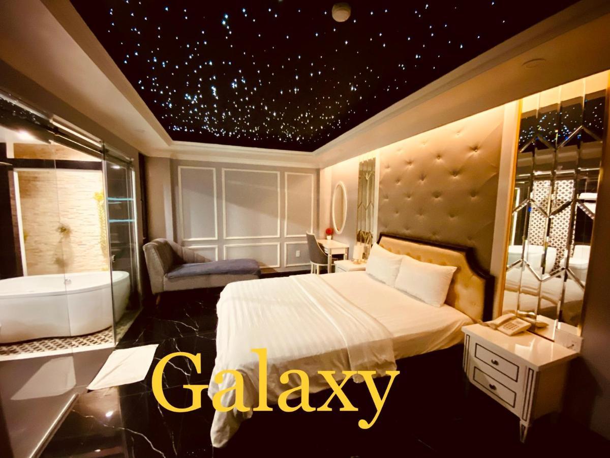 Hotel La Galerie 3*