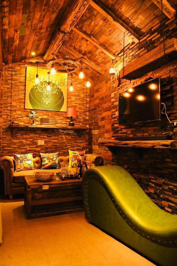 H Koi Boutique Saigon Ho Chi Minh City