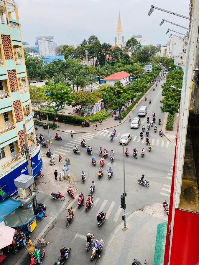 Homestay Away Do Quang Dau- Homestay, Center, D1 Bandar Ho Chi Minh