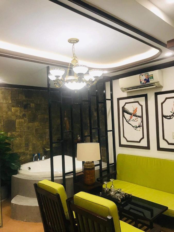H Koi Boutique Saigon Love hotel