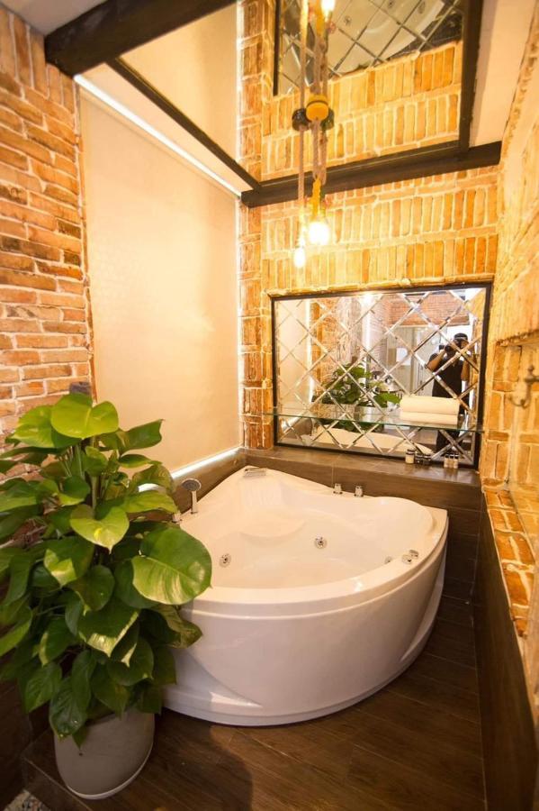 Love hotel H Koi Boutique Saigon Ho Chi Minh City