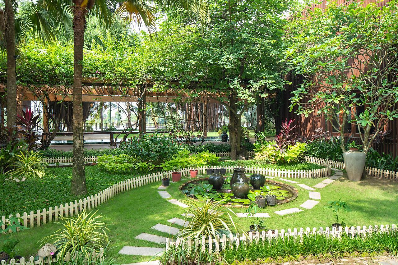 An Lam Retreats Saigon River 5*