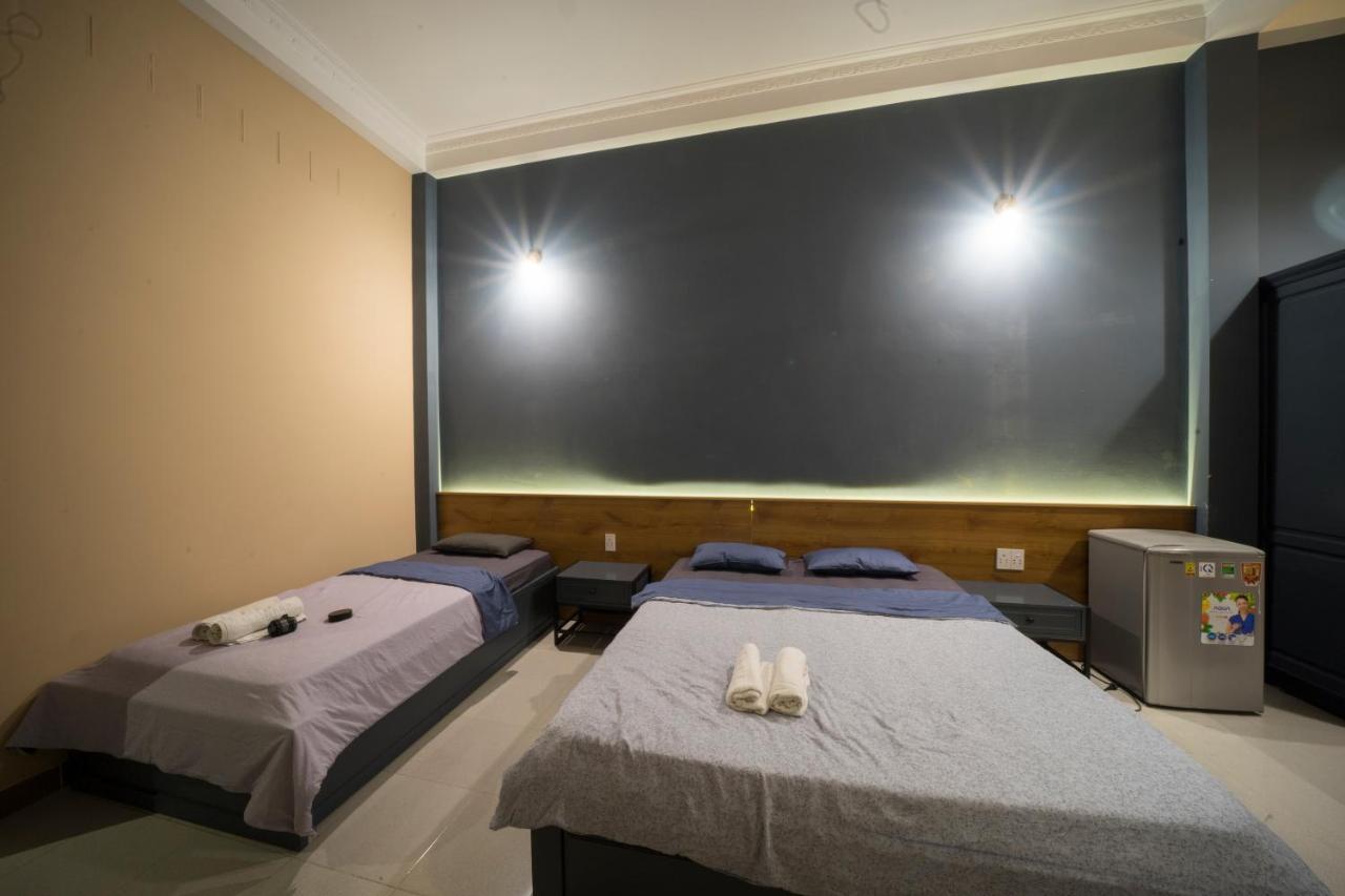 Hostel Happy Saigon *