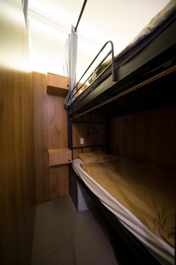 Happy Saigon Hostel *