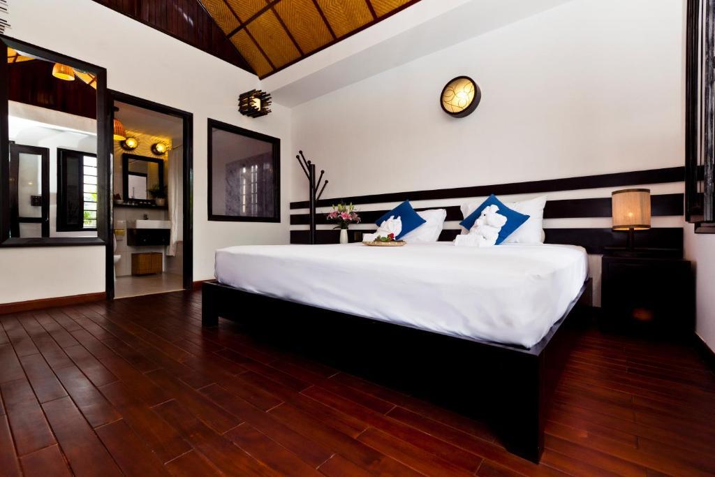 Cinnamon Saigon Hotel