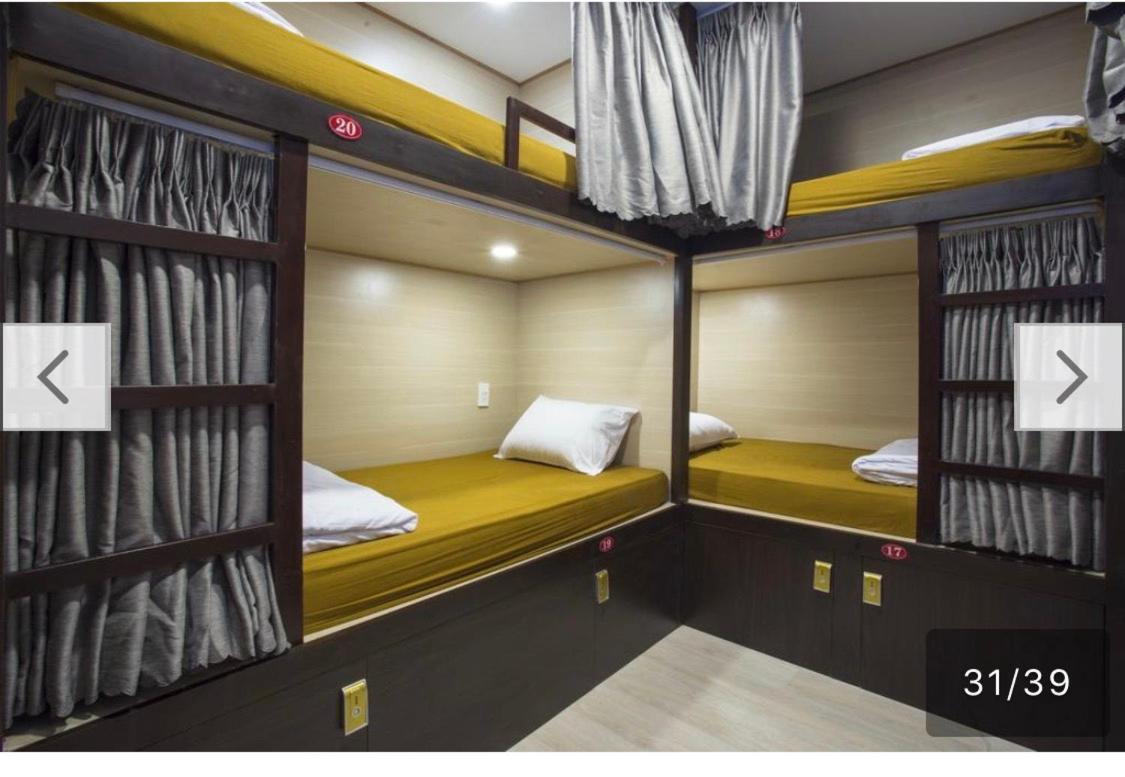 Lucky Sai Gon Airport Hostel