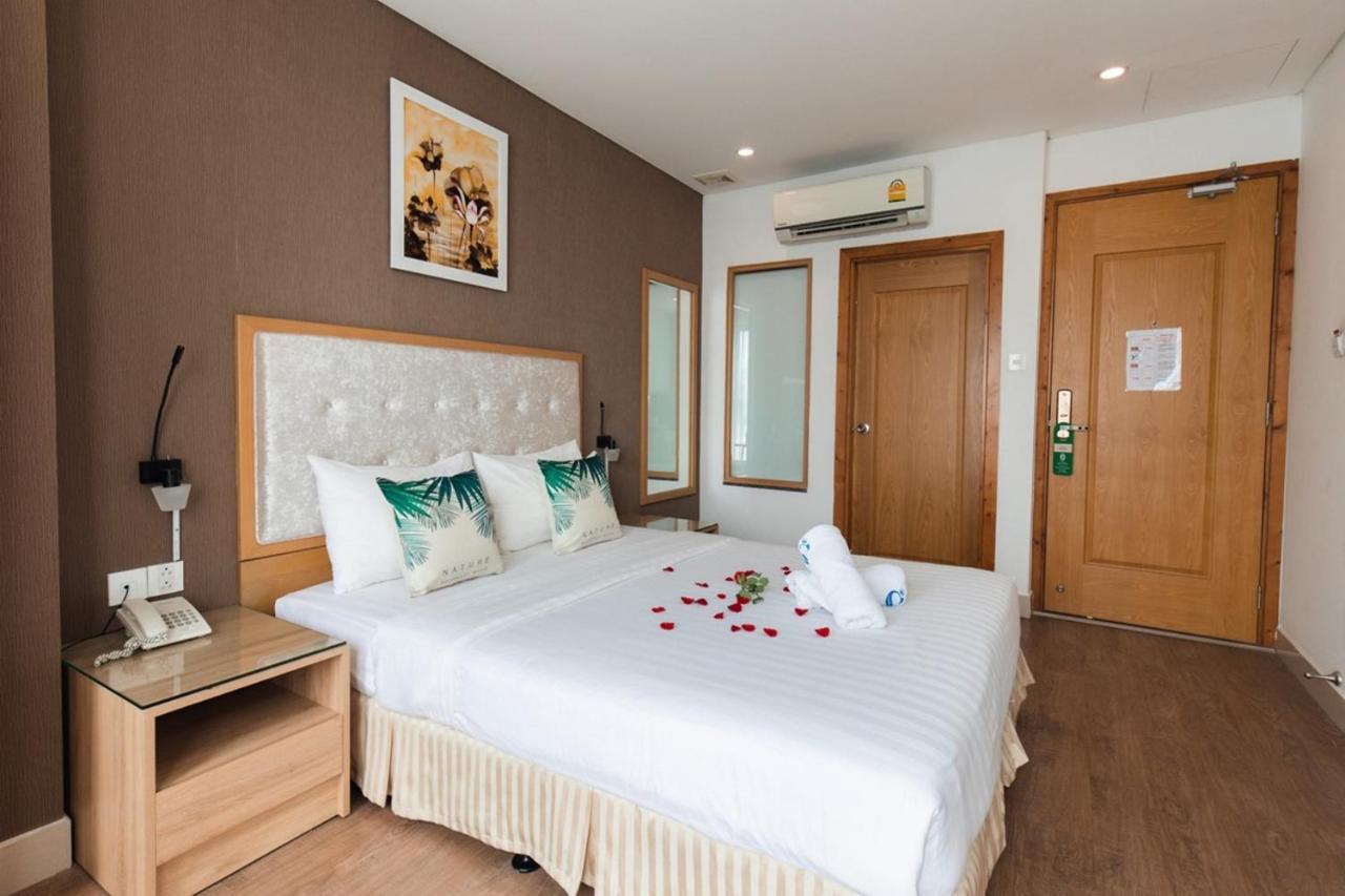 My - Airport Hotel