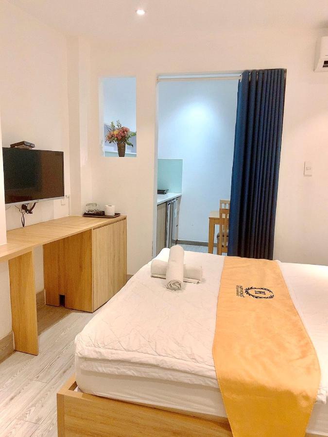 Happyhomes 102 Luxury Bui Vien * Ho Chi Minh City