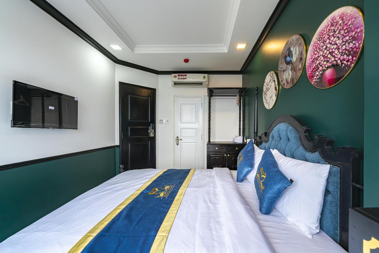 Vy Vy Hotel *