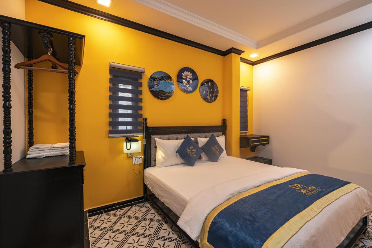 Vy Vy Hotel *
