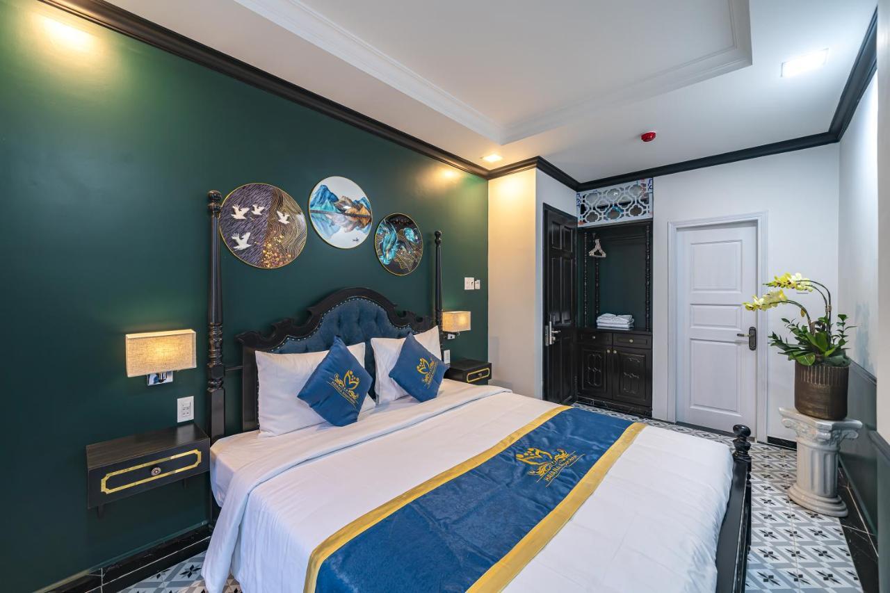 Vy Vy Hotel *