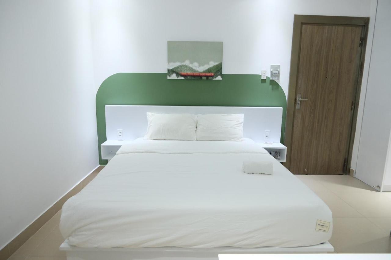Hotel The Arrivals Home-studio 1 Bed-dist 3-sg Center. 4*