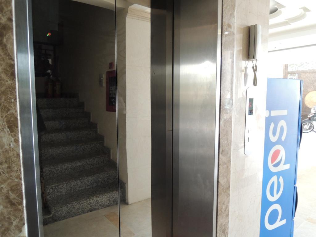 Khách sạn 68 *