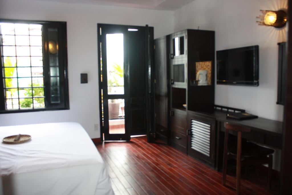 Cinnamon Saigon 3*