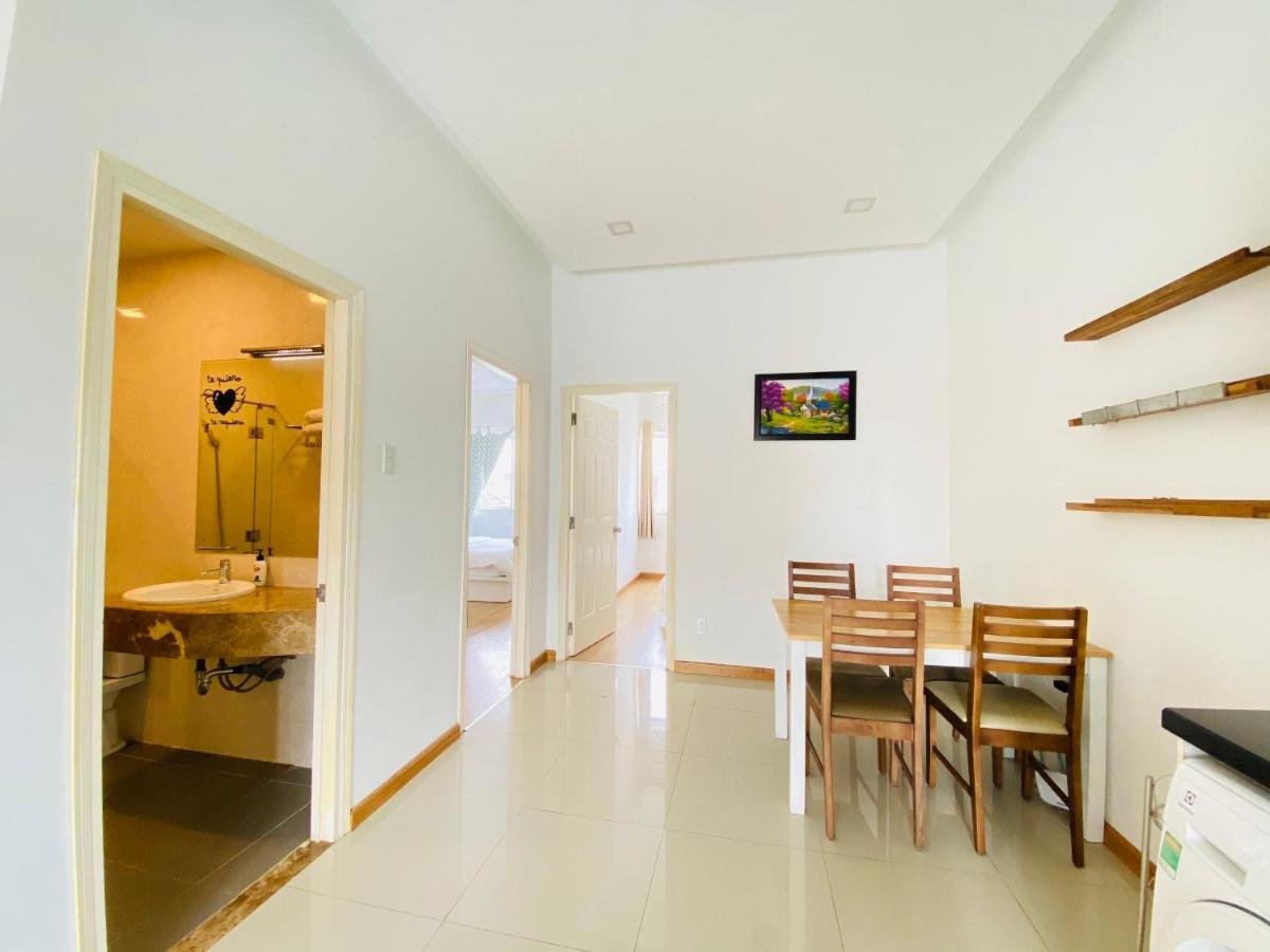 Pearl Service Apartment *