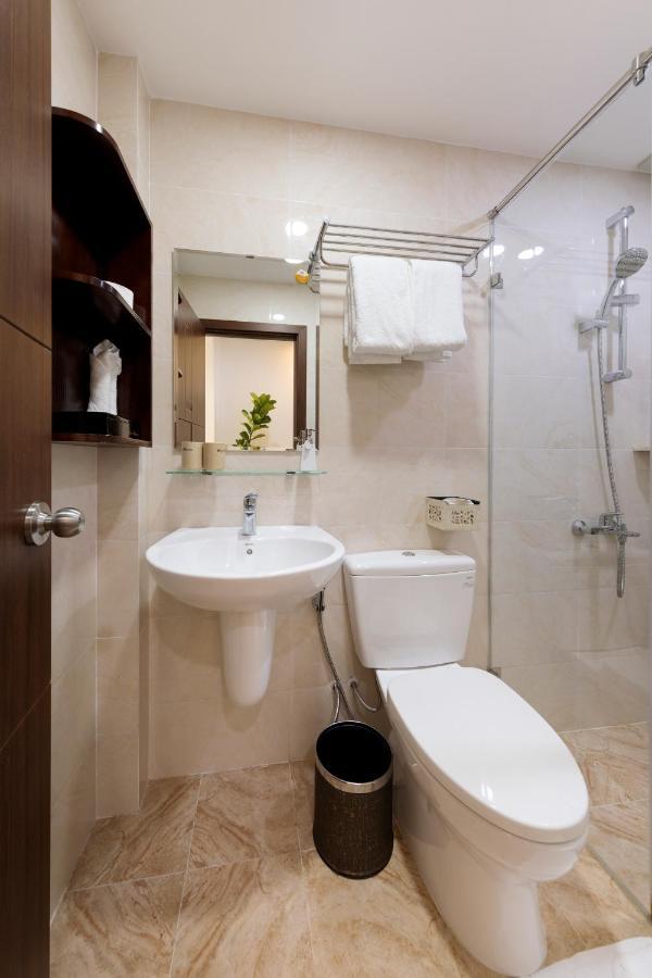 Chez Mimosa Boutique - New Address 135 Tran Hung Dao 3*