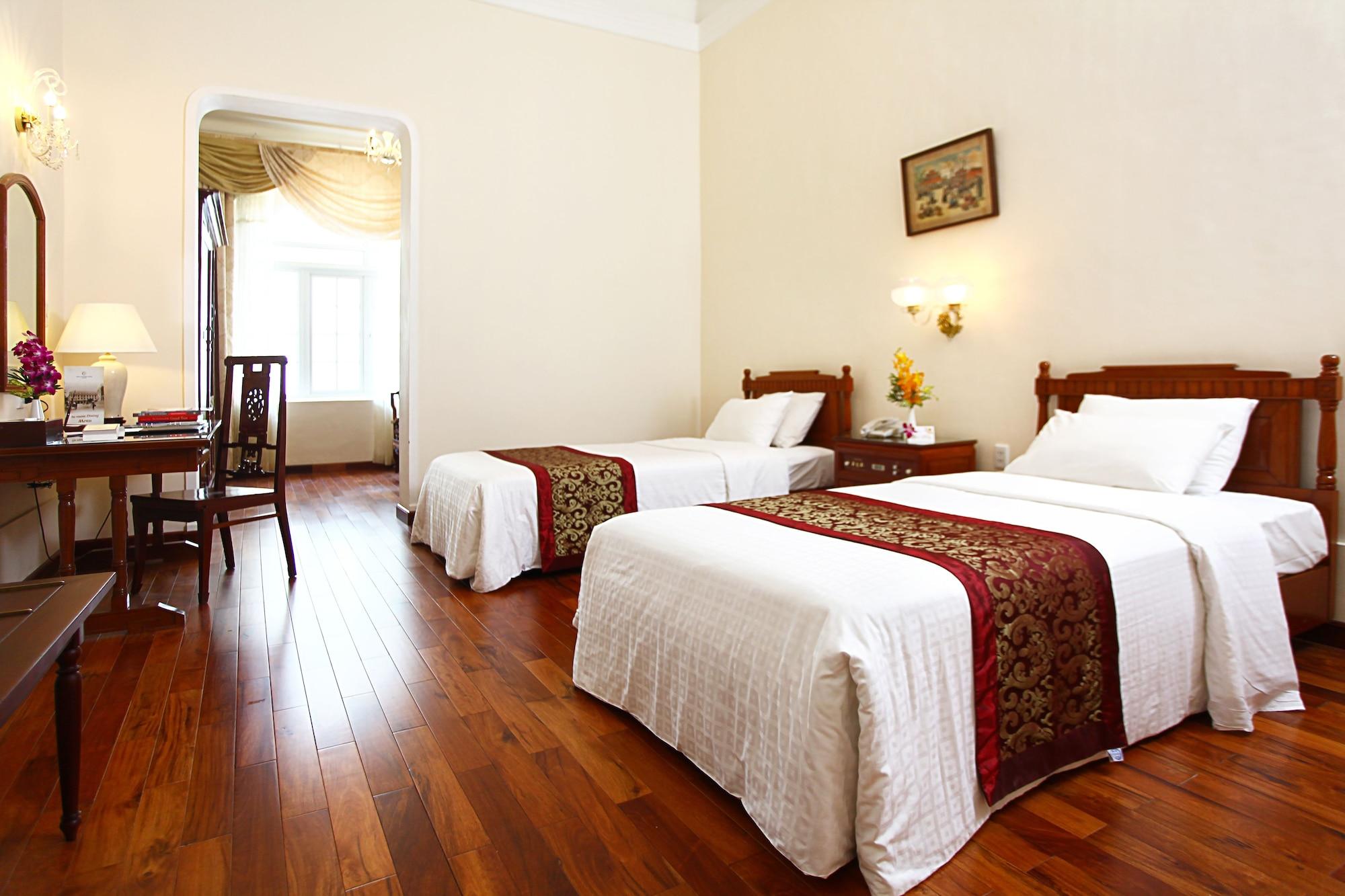 Continental Saigon 4*