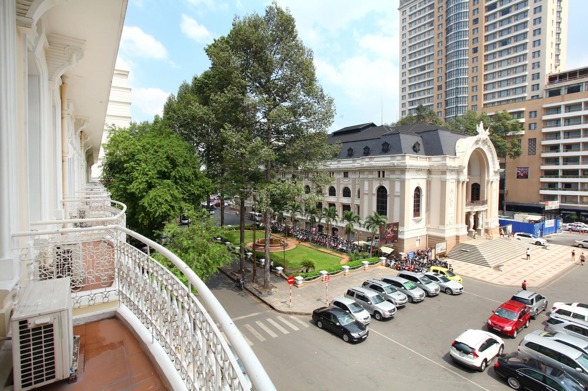 Hotel Continental Saigon 4*