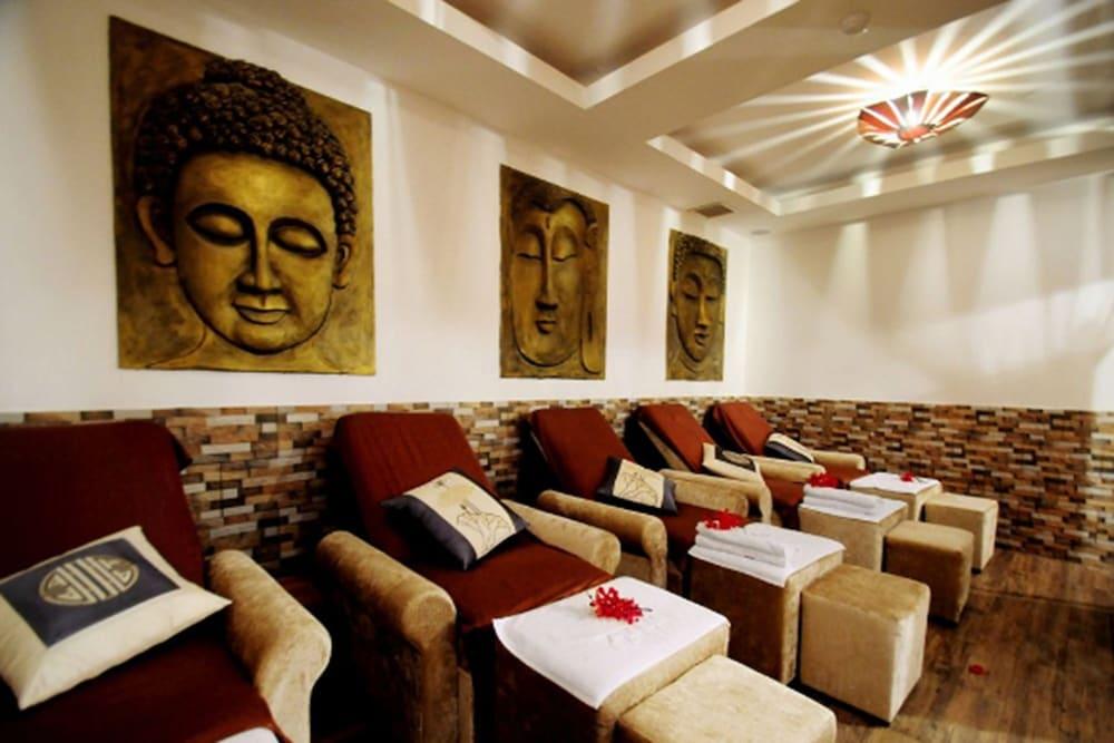 Me Saigon Boutique Hotel 5*