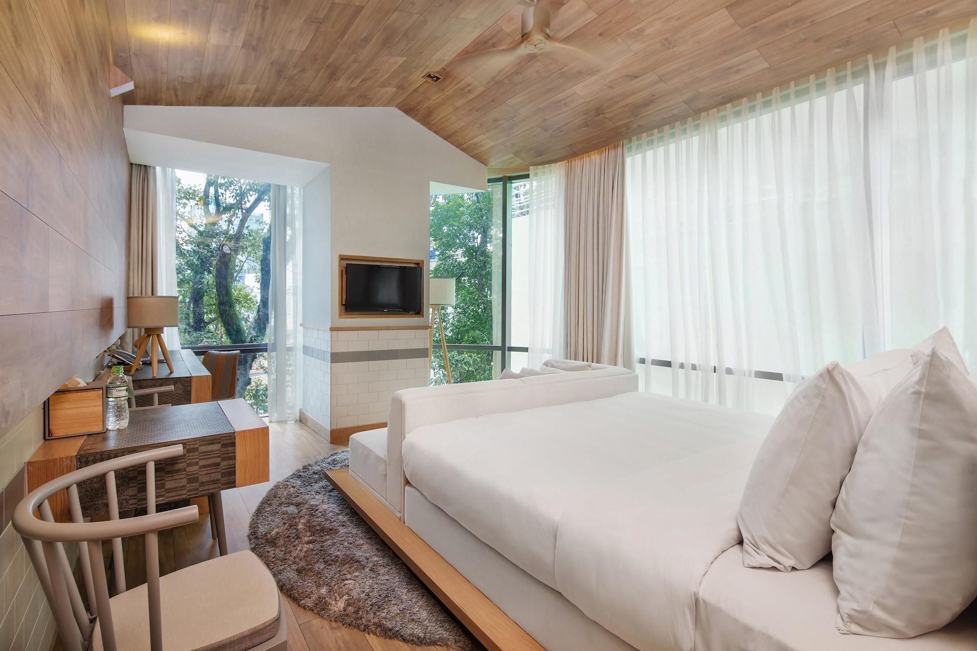 Fusion Saigon Hotel