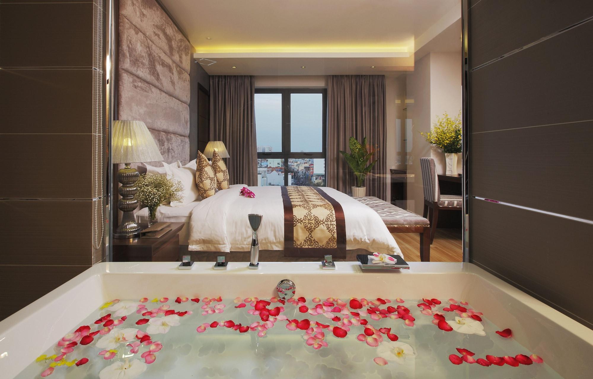 Athena Hotel 4*