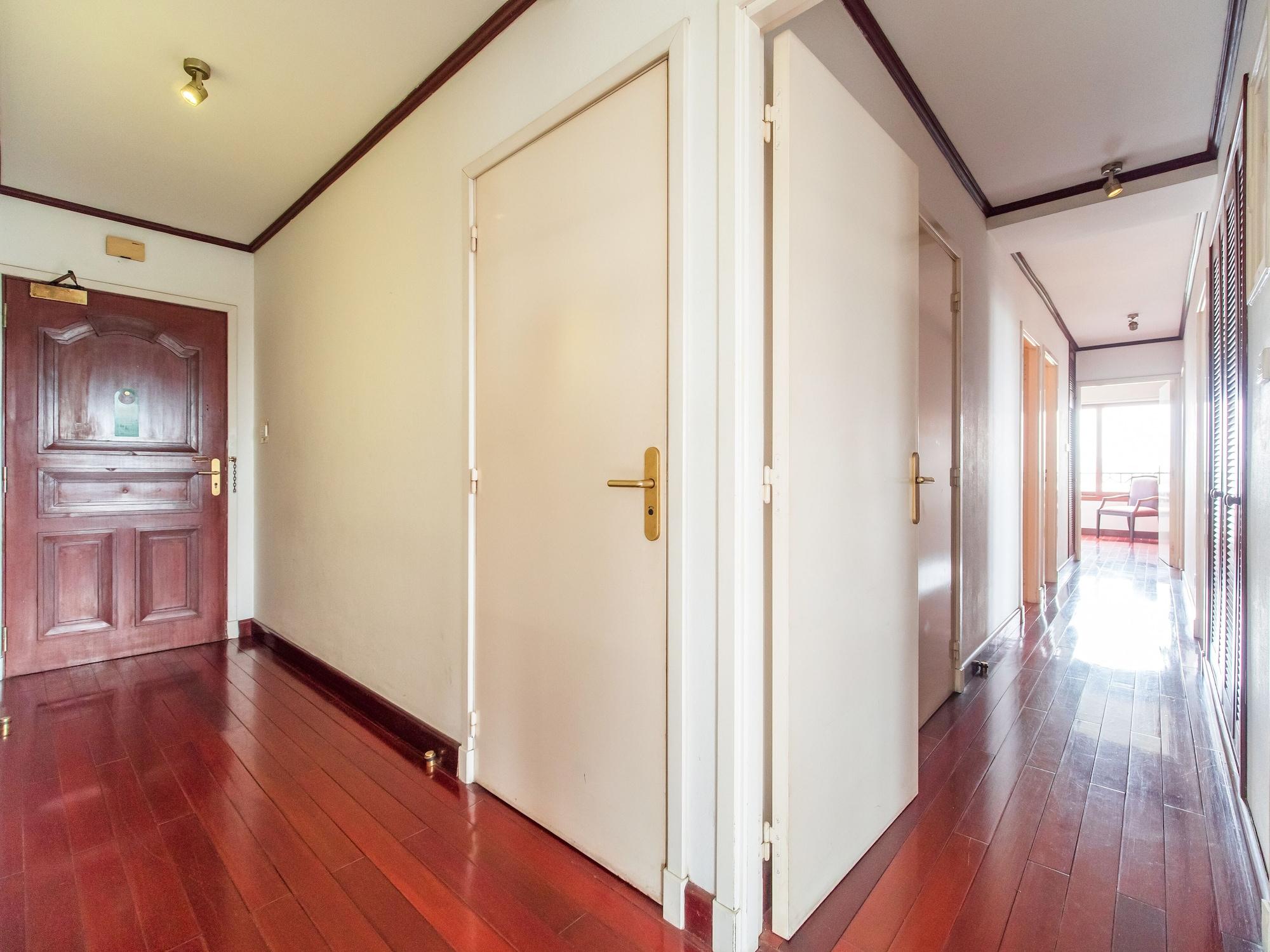 Saigon Domaine Luxury Residences 5*