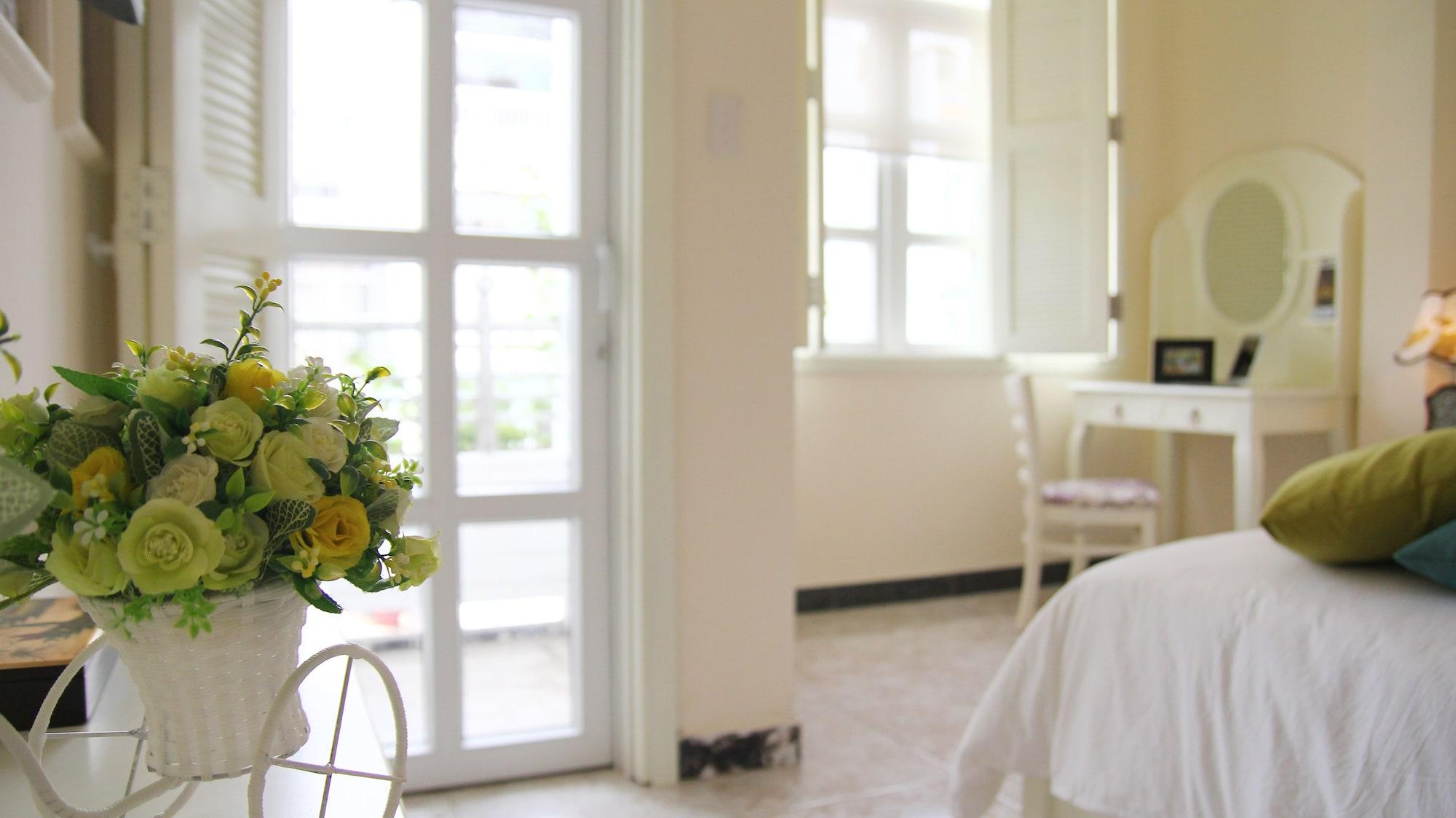 Chez Mimosa Boutique - New Address 135 Tran Hung Dao TP. Hồ Chí Minh