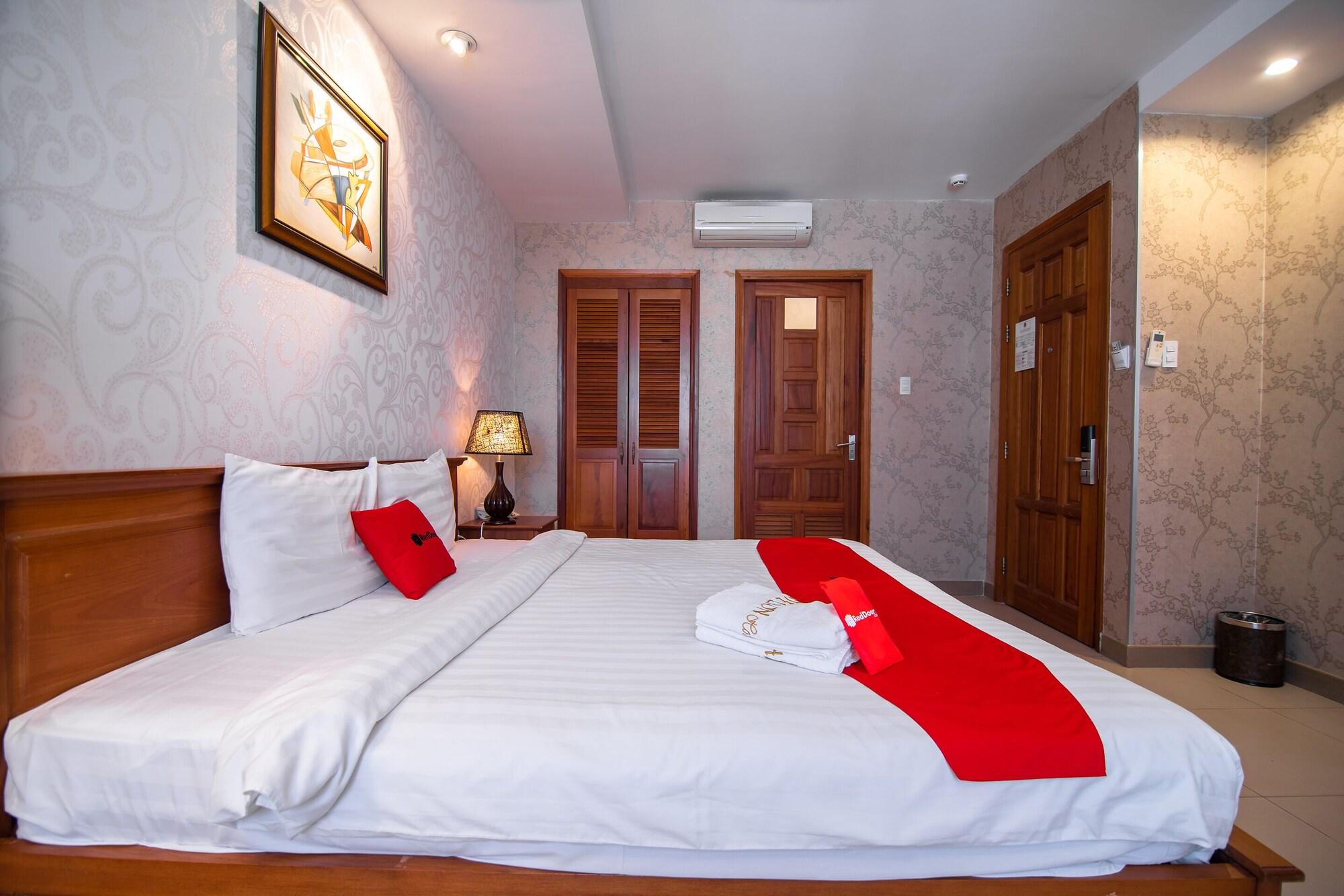 Hotel White Lion 3*