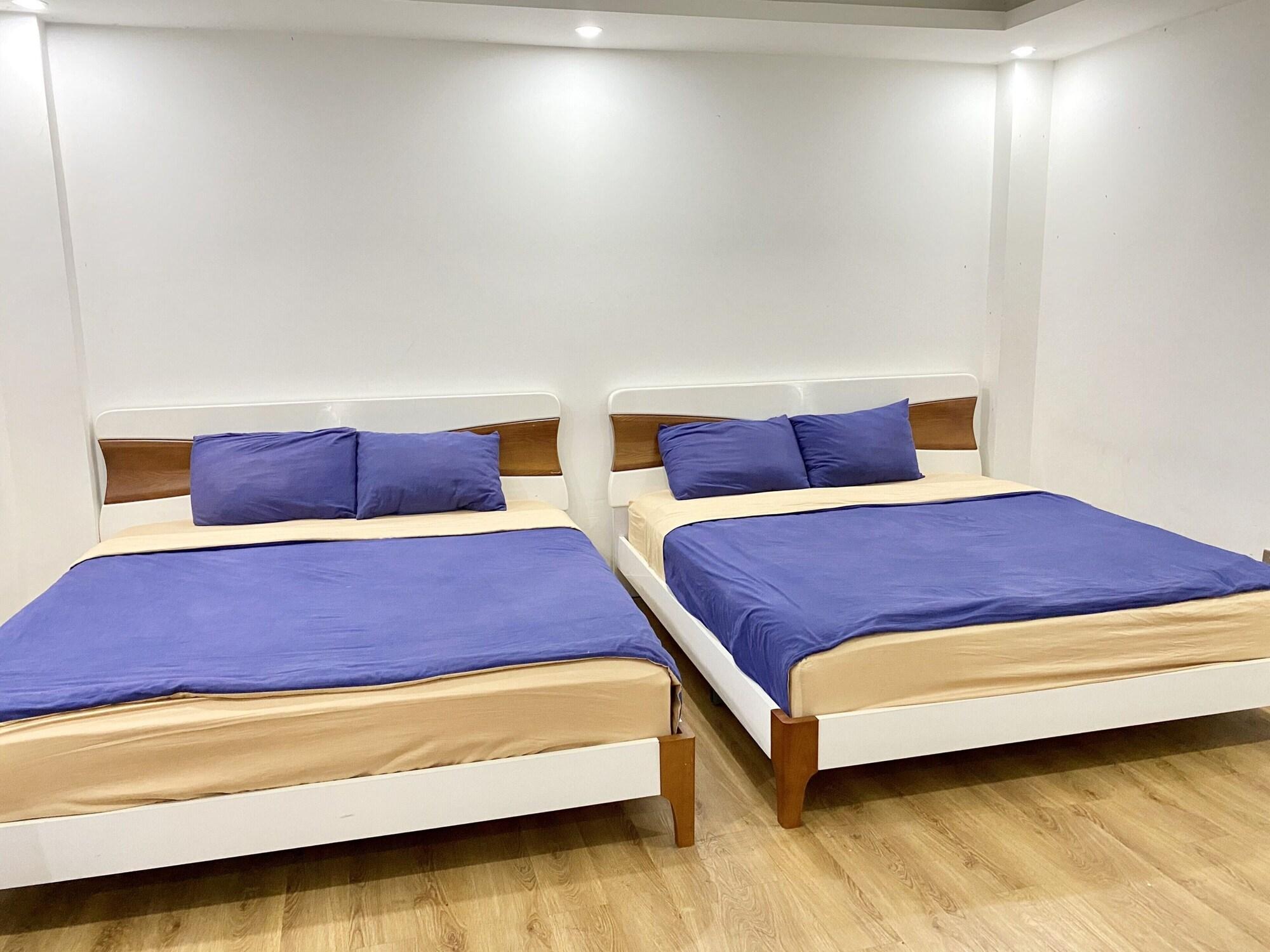 Spring Airport Hotel 2*