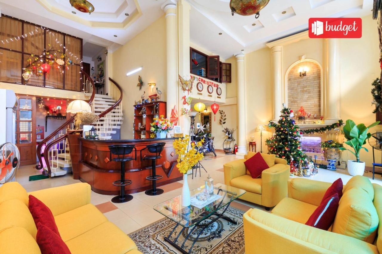 Reddoorz Huynh Gia Nguyen Cuu Van Hotel