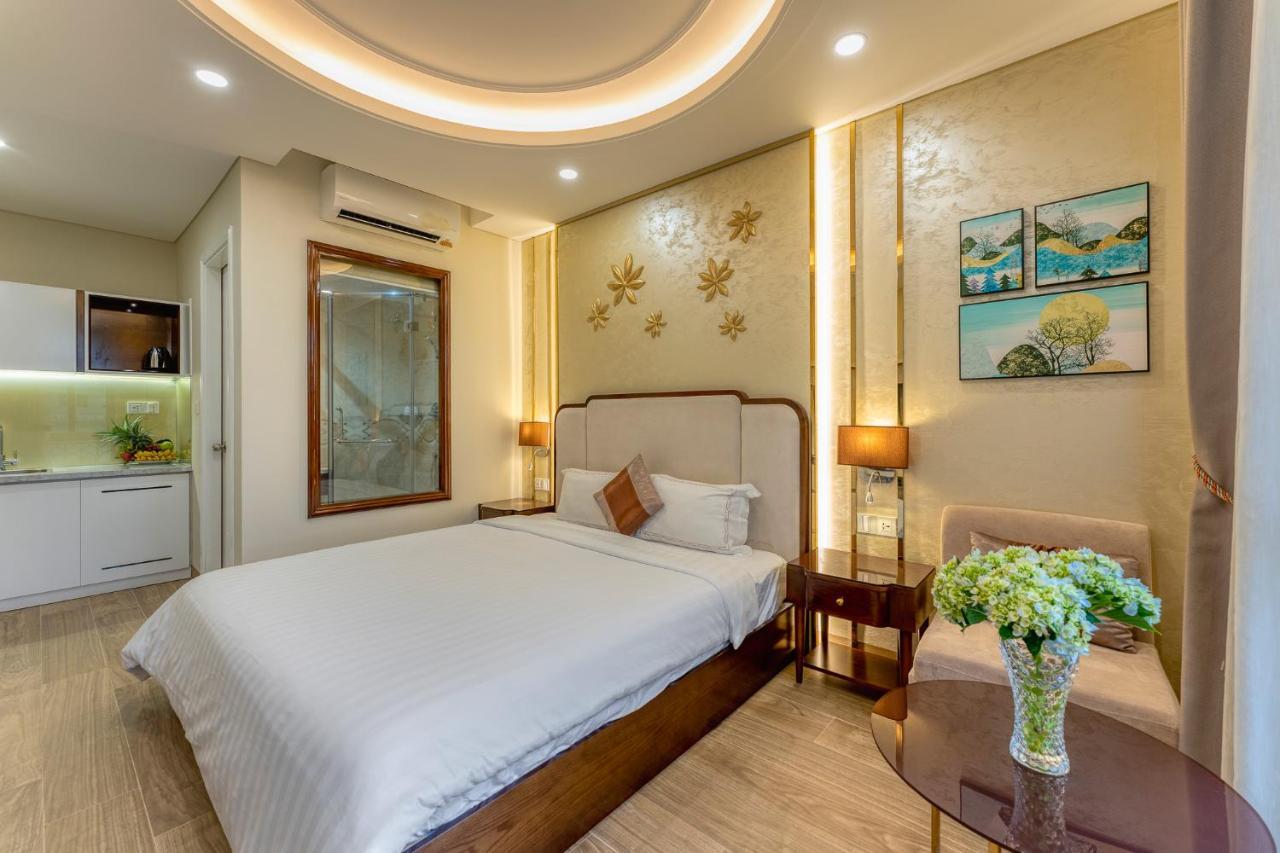 Hotel Golden Tree & 3*