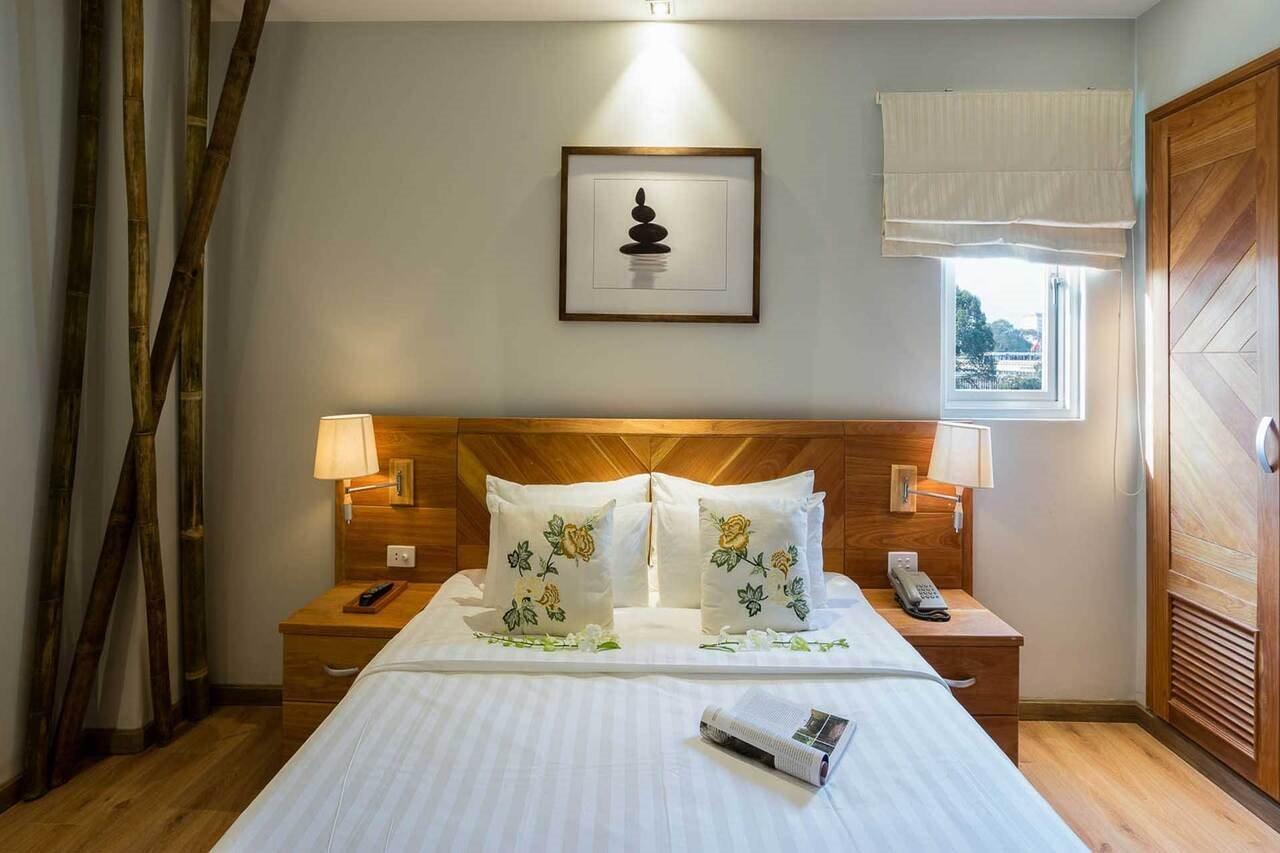 Viet Lotus Saigon Hotel 4*