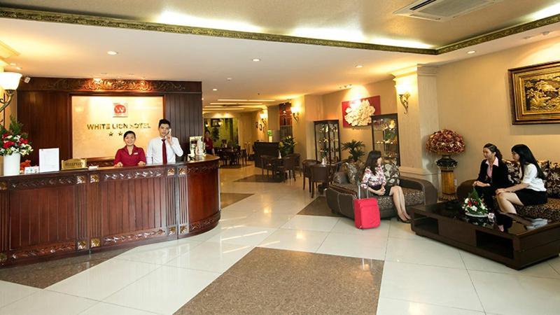 White Lion Hotel 3*