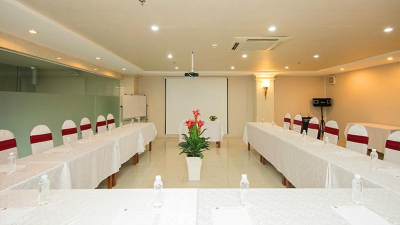 Hotel White Lion Ho Chi Minh City