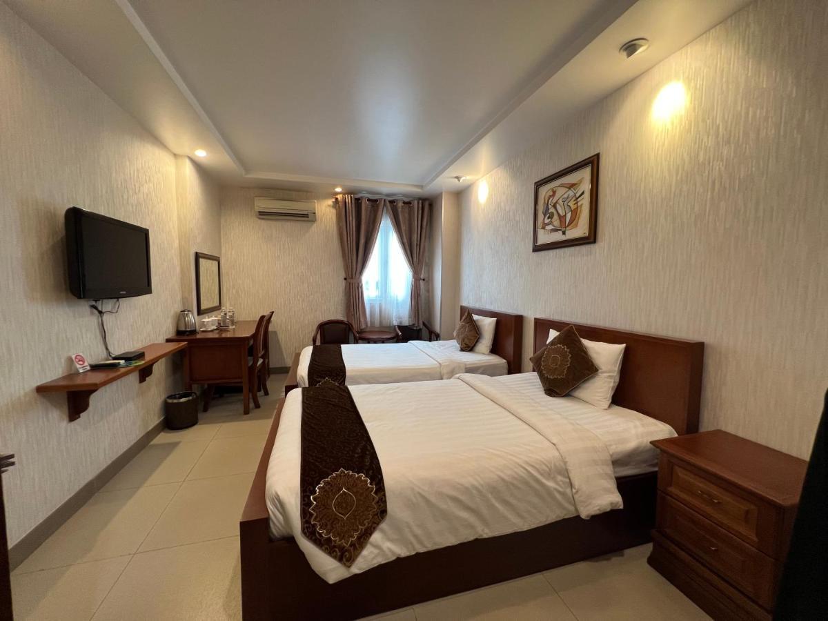 White Lion Hotel