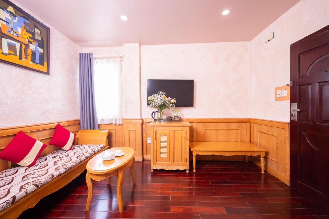 Duc Vuong Saigon - Bui Vien Hotel 3*