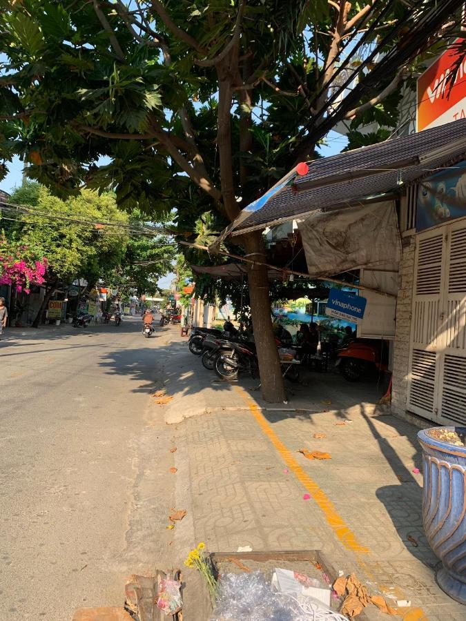 Lucky Sai Gon Airport & Gan Benh Vien 175 Hostel Ho Chi Minh City