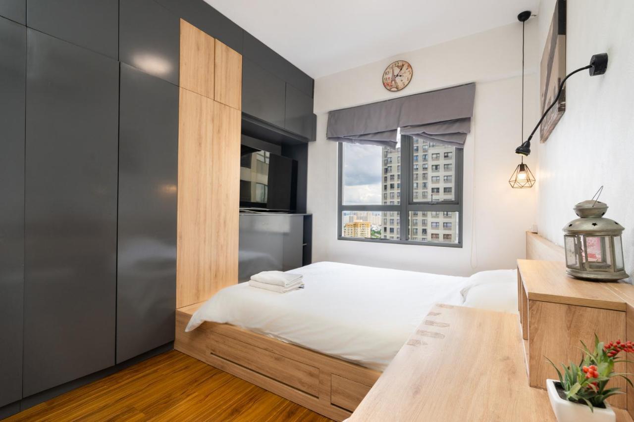 The Tomato Apartment