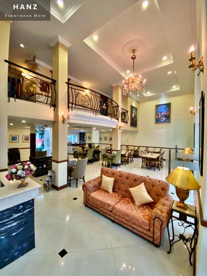 Hanz & Residences