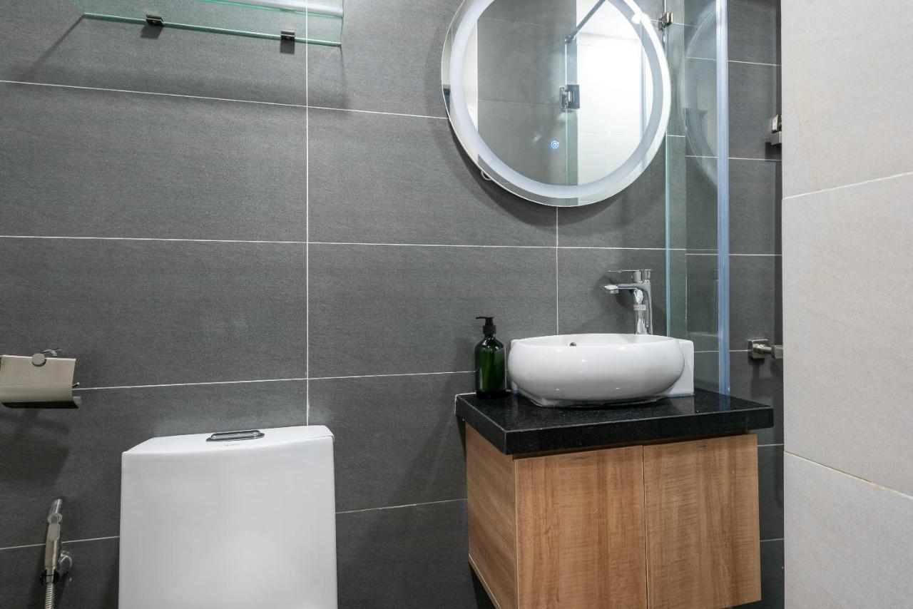 Apartment Cozrum Homes - Oriental House Ho Chi Minh City