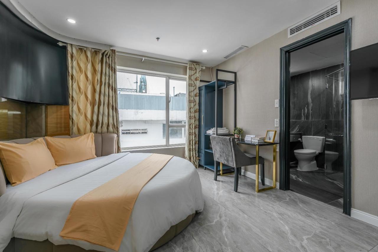 Cozrum Lux - The Arrivals Ho Chi Minh City