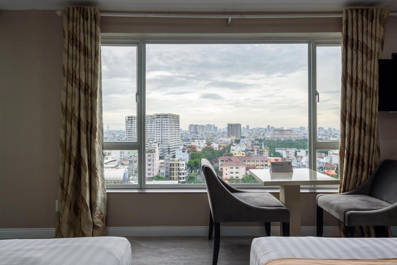 Cozrum Lux - The Arrivals Ho Chi Minh City
