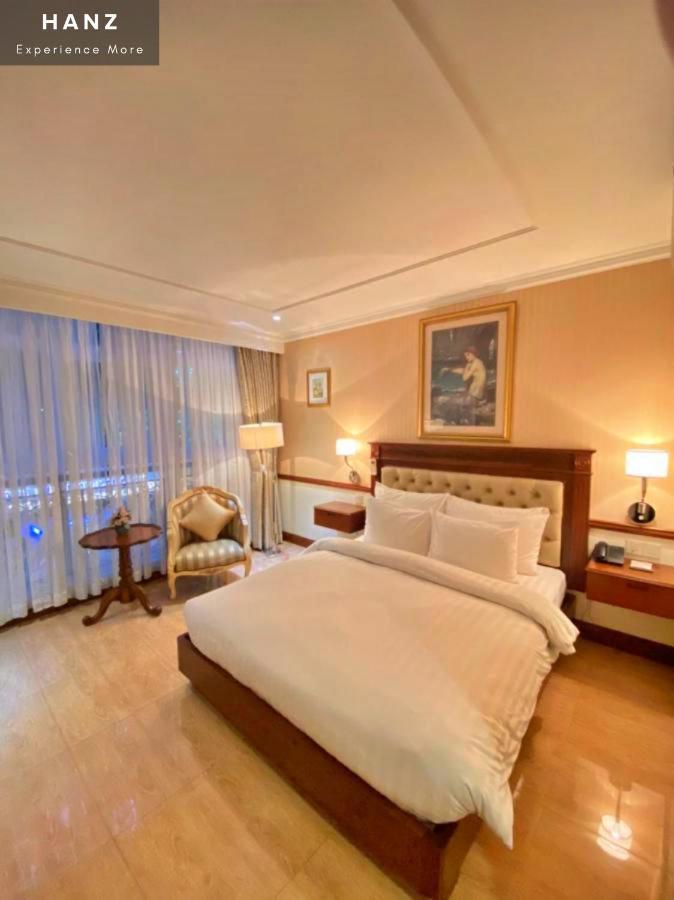 Hanz & Residences Hotel