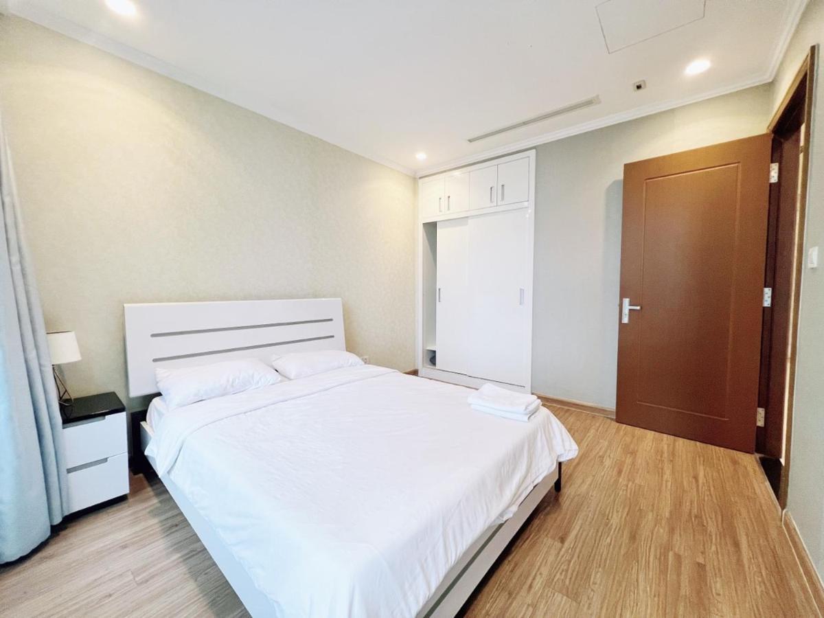 Vinhomes Central Park - Christine Properties *