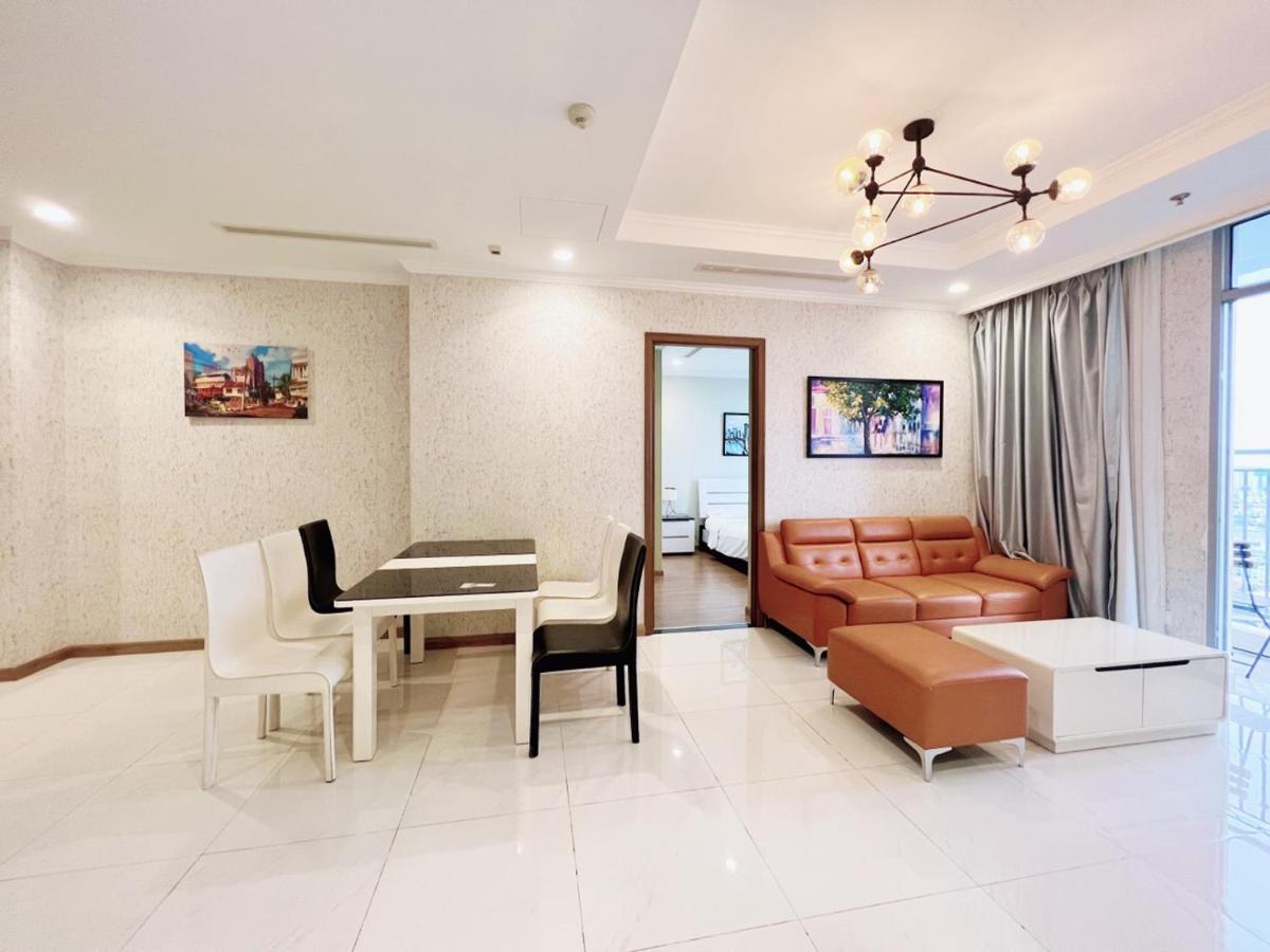 Vinhomes Central Park - Christine Properties Apartment